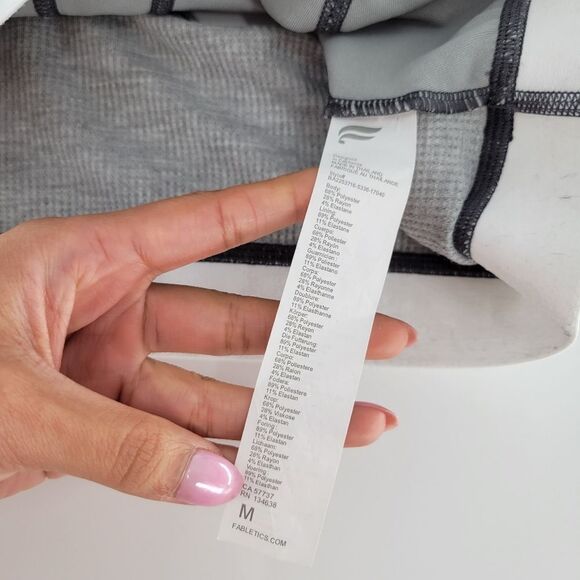 Women's Fabletics Grey Waffle Knit Lounge Bra Medium - Picture 5 of 8